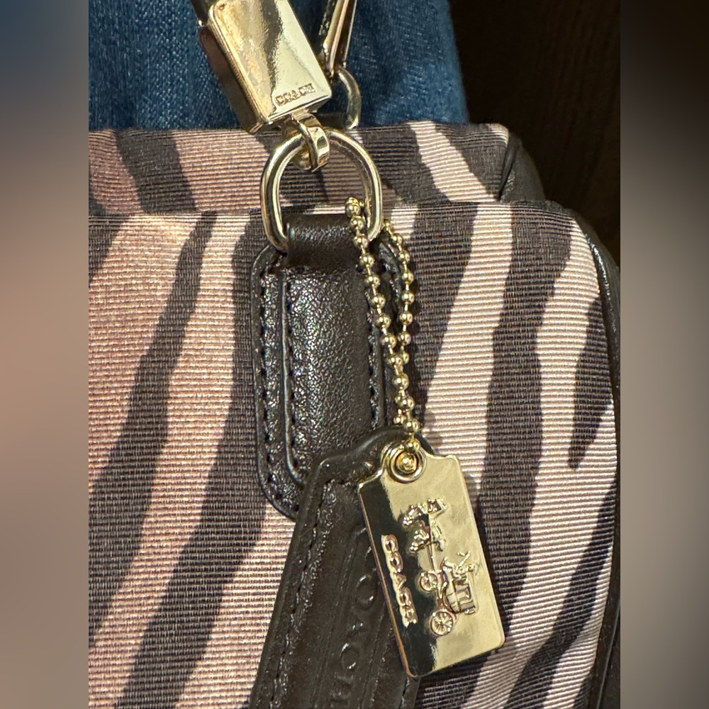 Coach Madison Zebra Print Mini Satchel Bag  Crossbody strap include - Picture 10 of 15